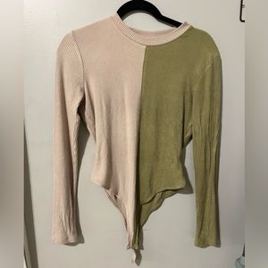 2 toned long sleeve bodysuit